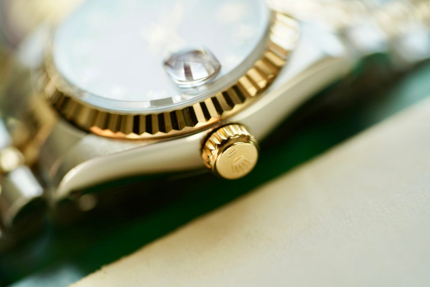 (69173) 1991 Rolex Datejust 26mm Factory “Red Vignette” Diamond Dial