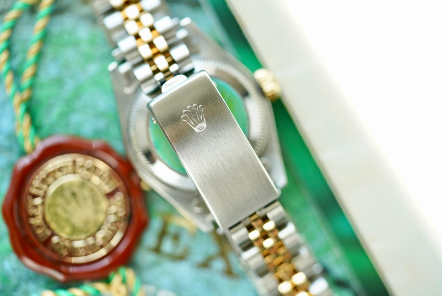 (69173) 1991 Rolex Datejust 26mm Factory “Red Vignette” Diamond Dial