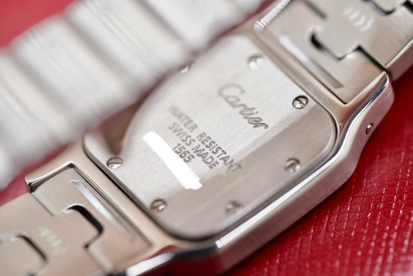 (1565) Cartier Santos Galbée Quartz 24mm