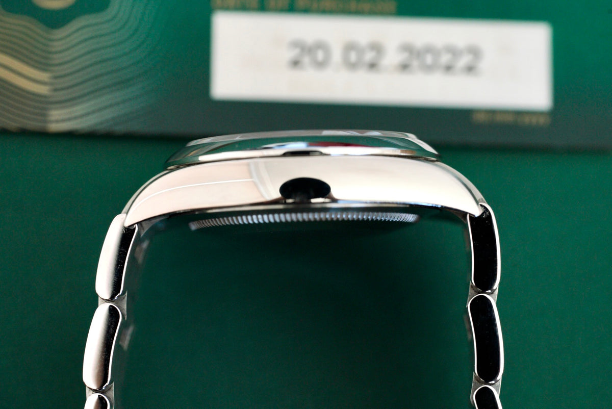 (124200) 2022 Rolex Oyster Perpetual 34mm Black Dial