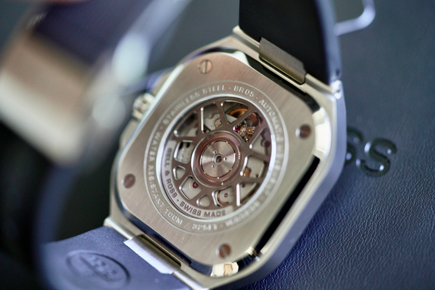 (BR05G-SI-ST/SRB) 2023 Bell & Ross BR-05 GMT White Steel on Rubber