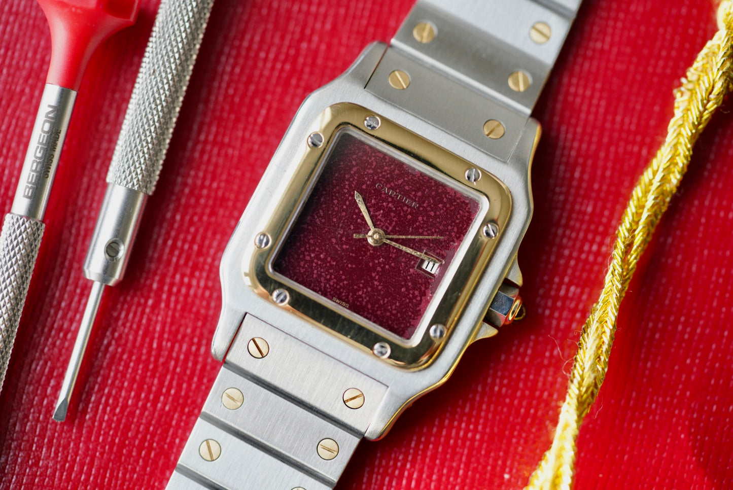 (2961) Cartier Santos Carrée Burgundy Strawberry Dial