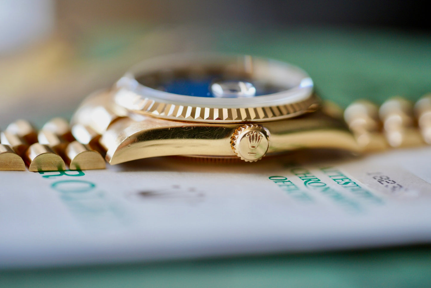 (18238) 1991 Rolex Day-Date “Blue Vignette”