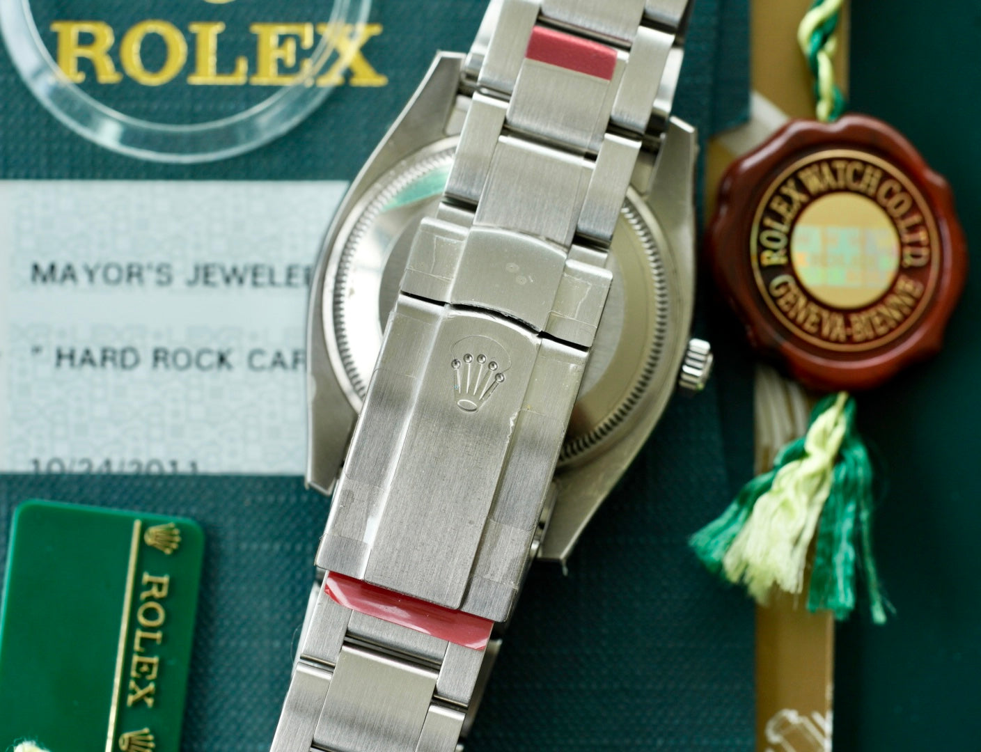 (114200) NOS 2011 Rolex Air-King 34mm ‘Hard Rock Cafe 10 Year Anniversary’ Caseback Engraving