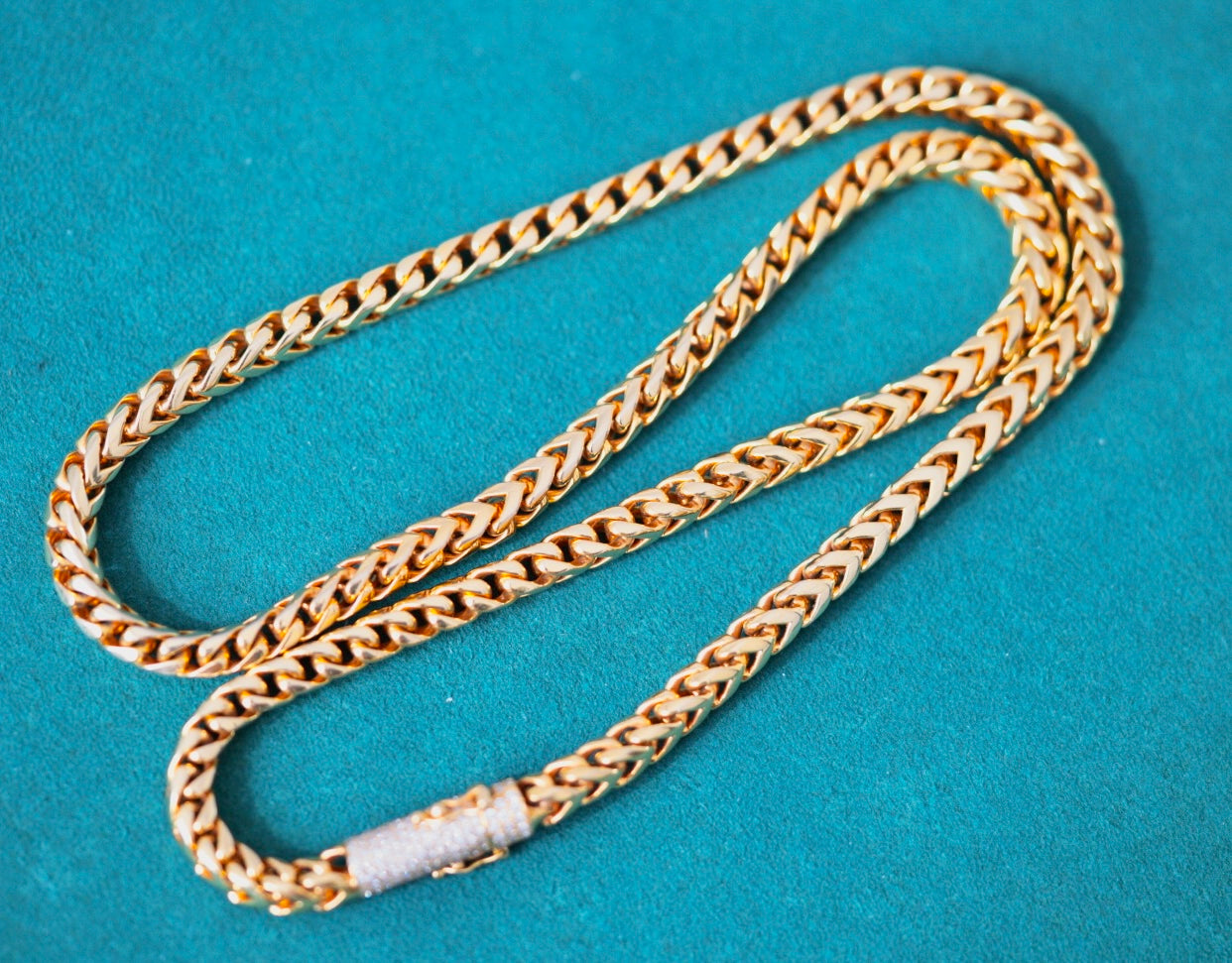 14k Gold Wheat (Spiga) Chain with Diamond Pavé Barrel Clasp