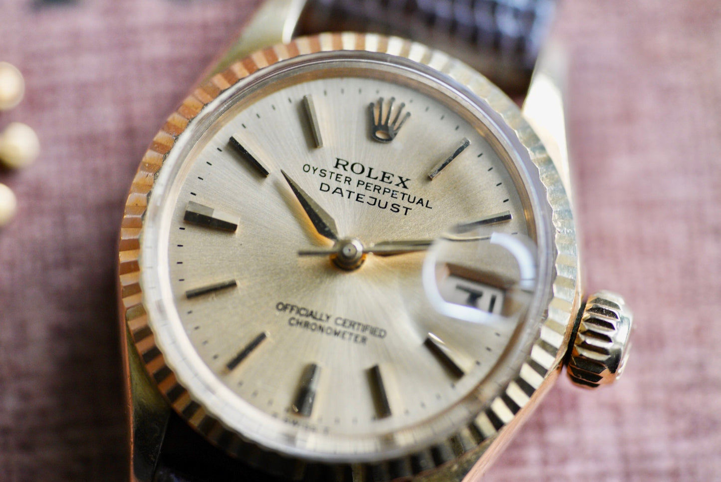 (6517) 1965 Rolex Datejust 24mm 18K Yellow Gold