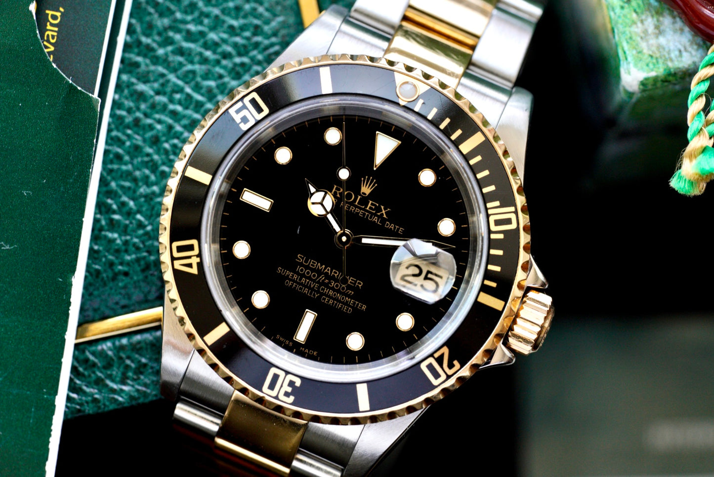 (16613) 2004 Rolex Submariner Two-Tone 40mm