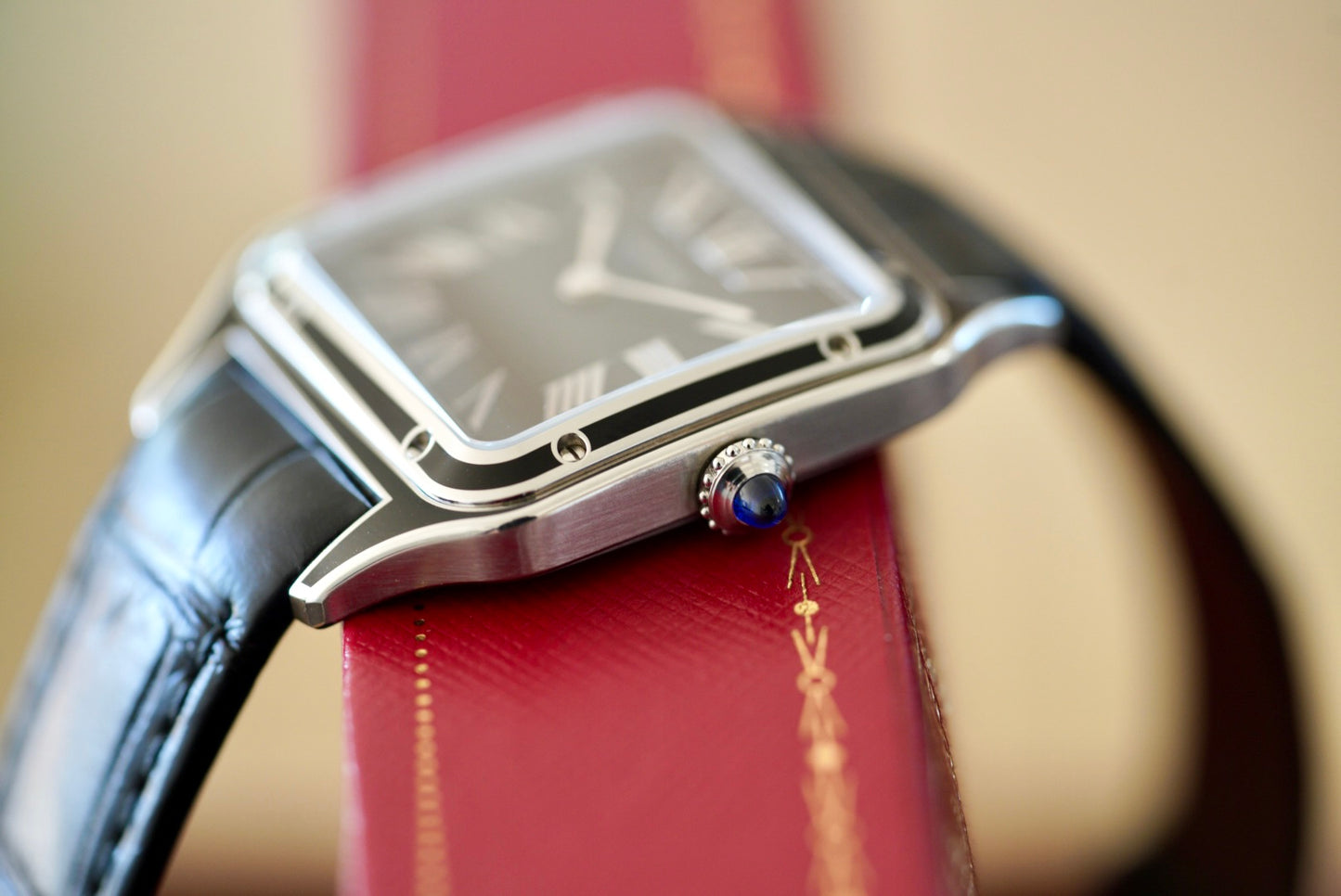 (WSSA0046) 2024 Cartier Santos Dumont Black Lacquer