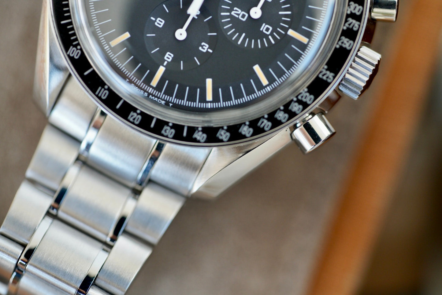 (145 • 0022) Omega Speedmaster Professional “Moonwatch” 42mm