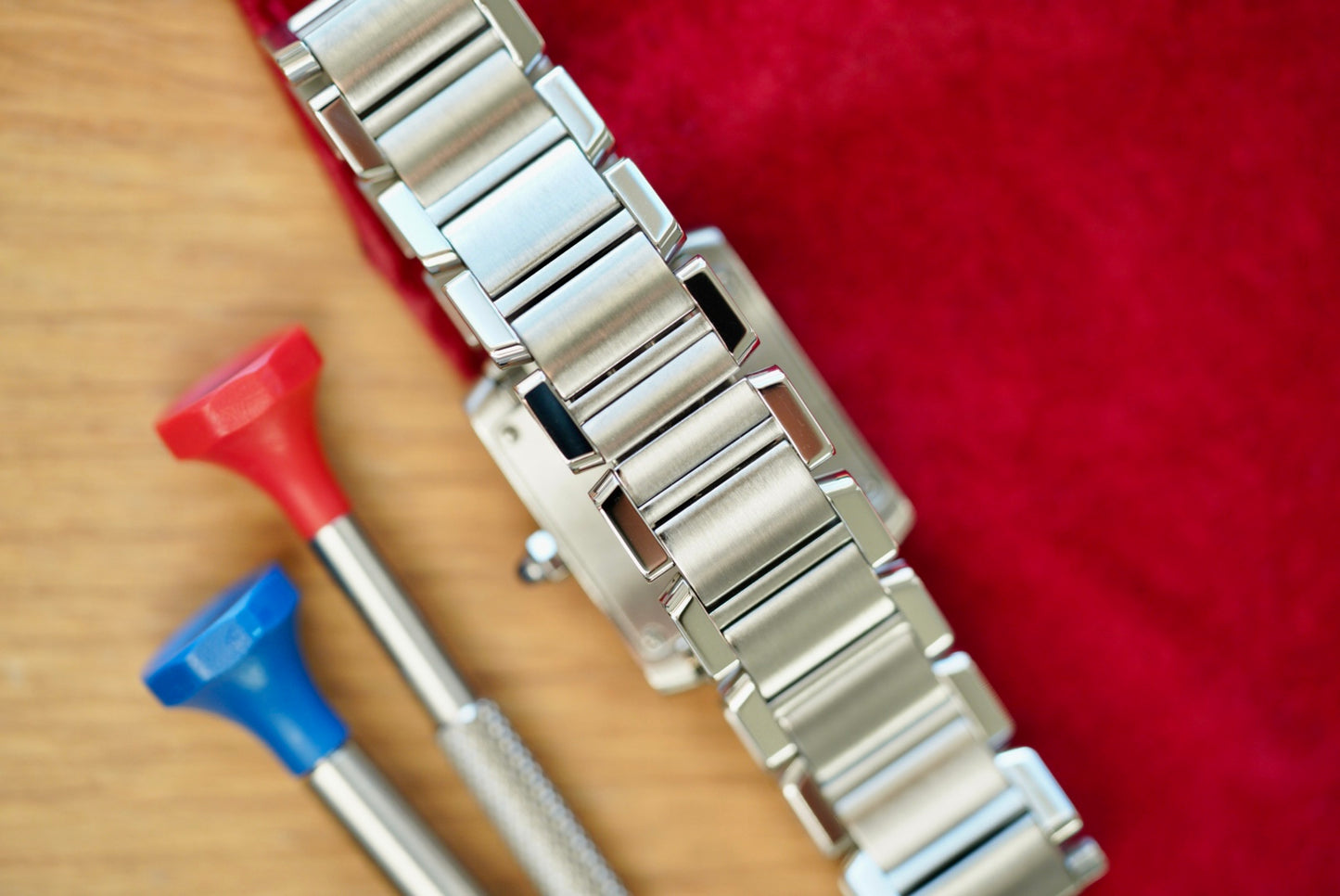 (2384) Cartier Tank Francaise Small Quartz 20x25mm