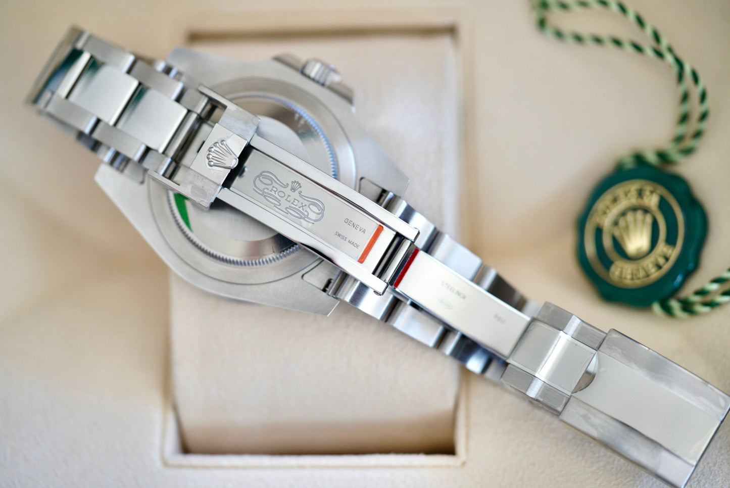 (116710BLNR) NEW 2017 Rolex GMT-Master II ‘Batman’