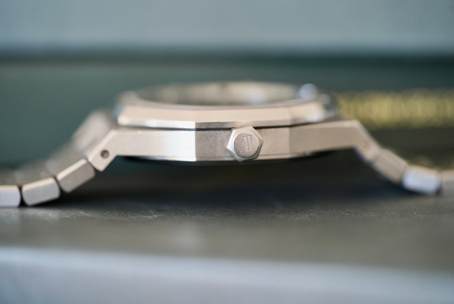 (15400ST) 2016 Audemars Piguet Royal Oak Black Dial 41mm