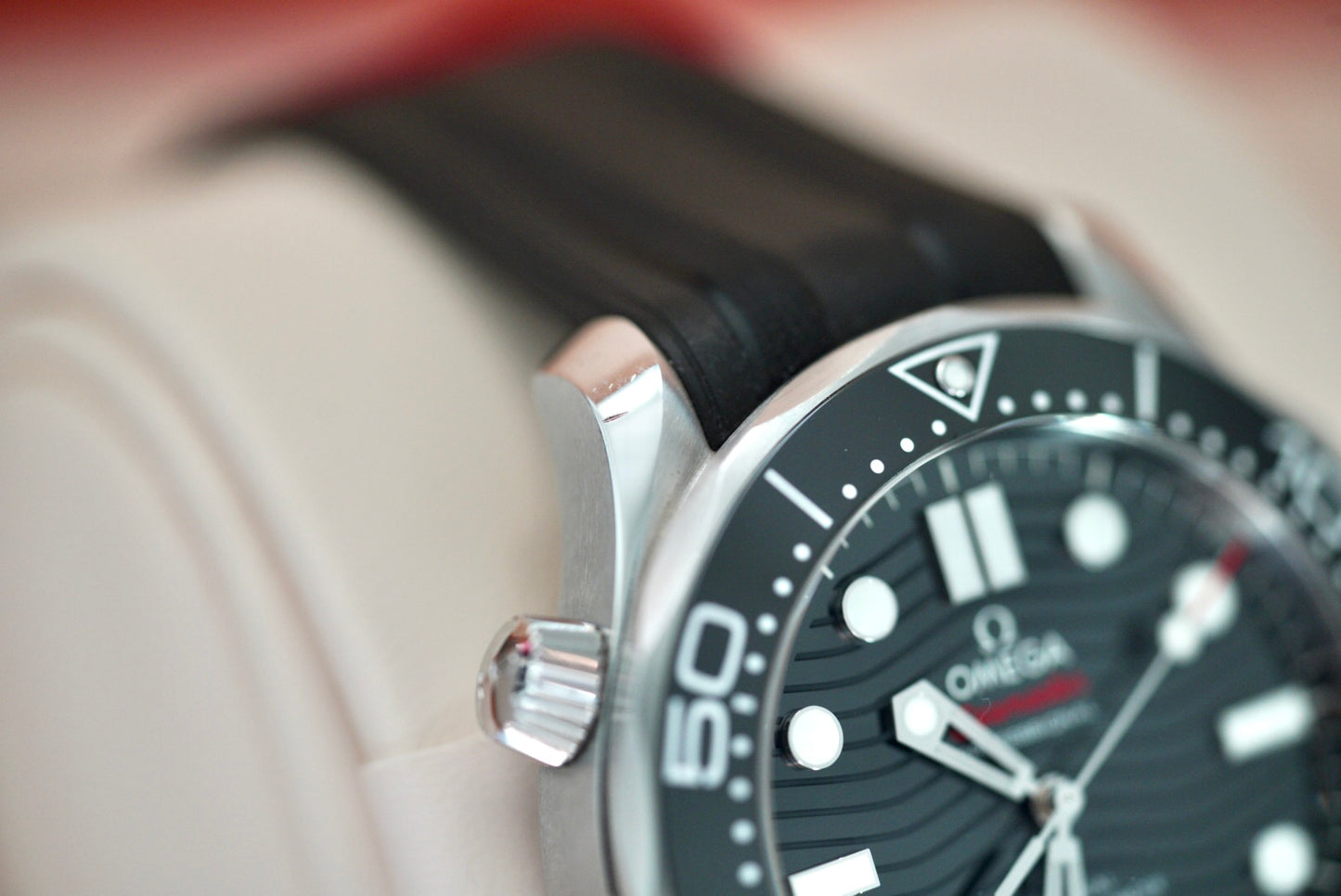 (210.32.42.20.01.001) 2020 Omega Seamaster Diver 300M