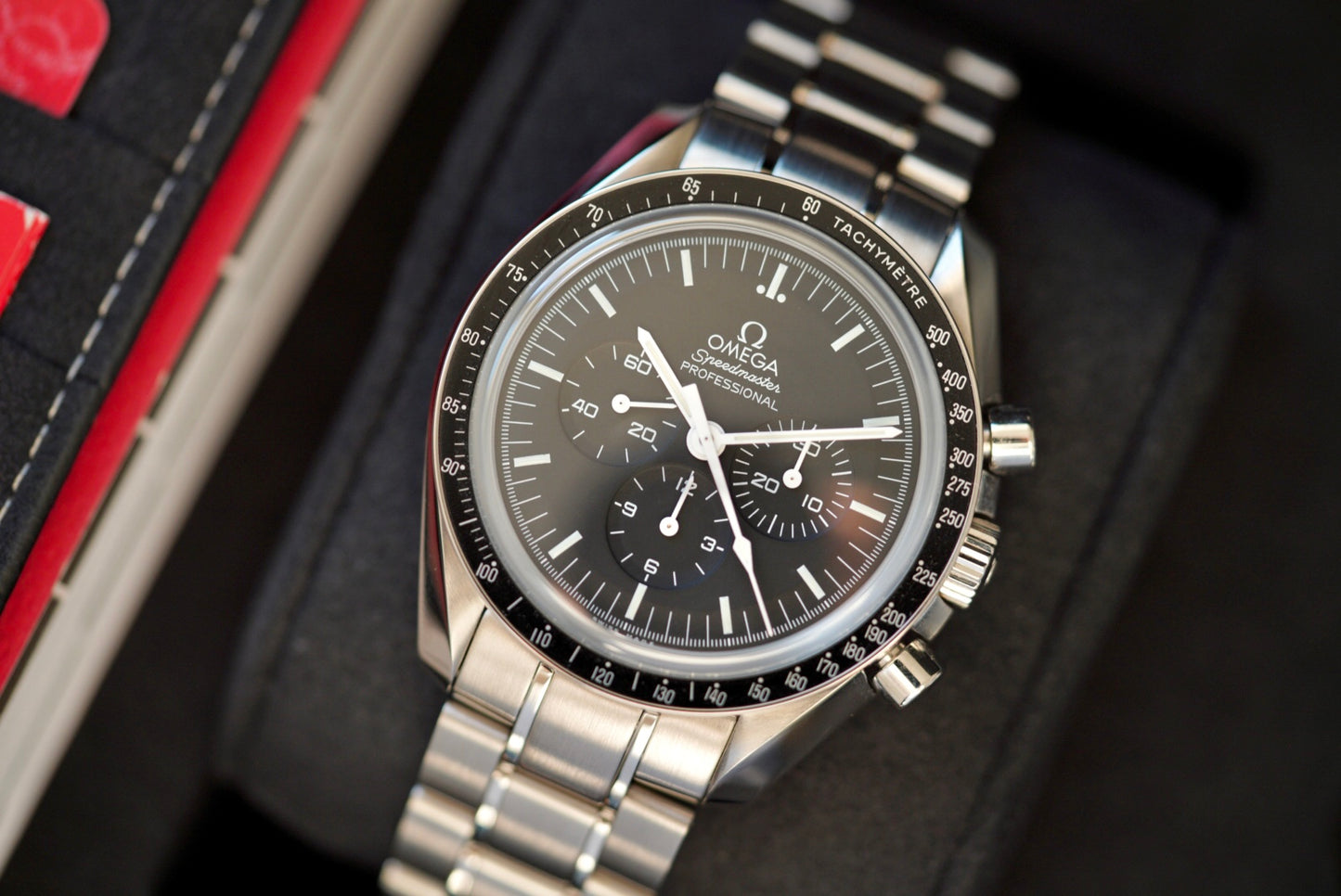 (311.30.42.30.01.006) 2020 Omega Speedmaster Professional Moonwatch Sapphire Sandwich 42mm