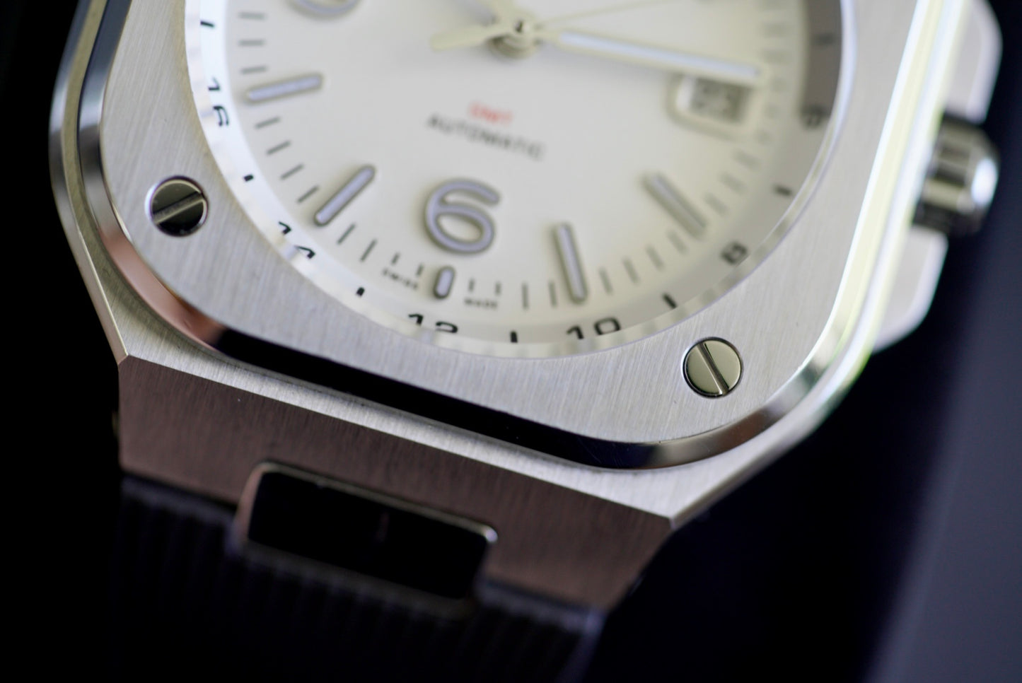 (BR05G-SI-ST/SRB) 2023 Bell & Ross BR-05 GMT White Steel on Rubber