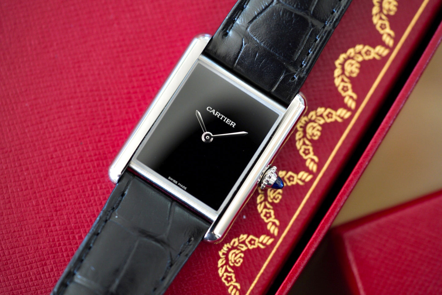 (WSTA0072) 2023 Cartier Tank Must Black Dial