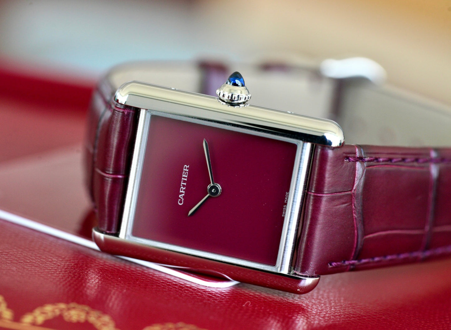 (WSTA0054) 2021 Cartier Tank Must Burgundy Large