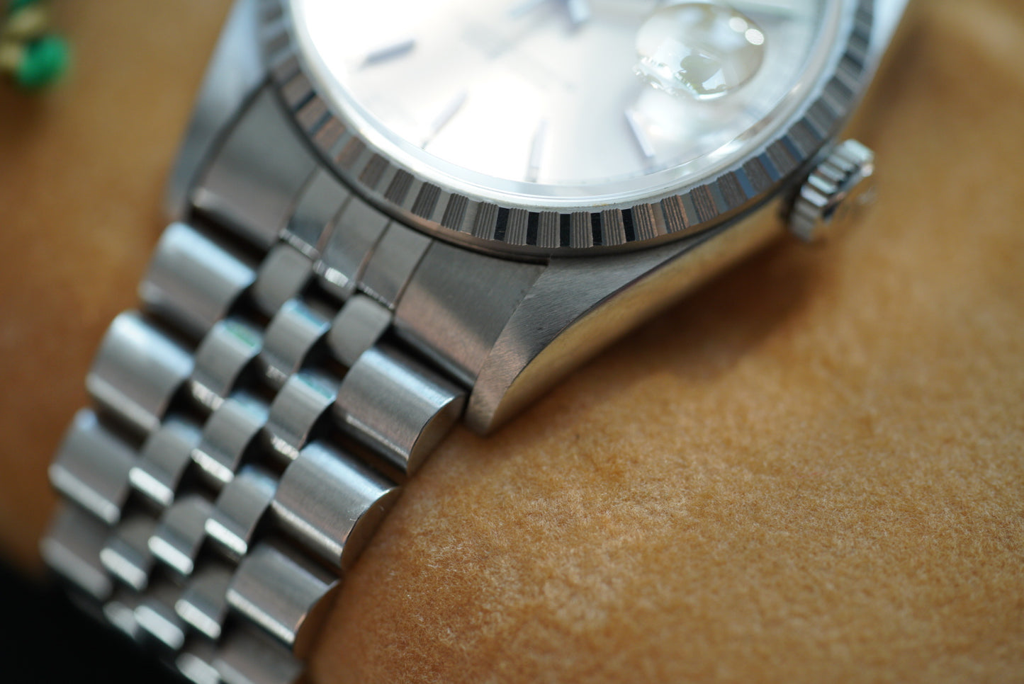 (16220) 1995 Rolex Datejust 36mm Engine Turned Bezel