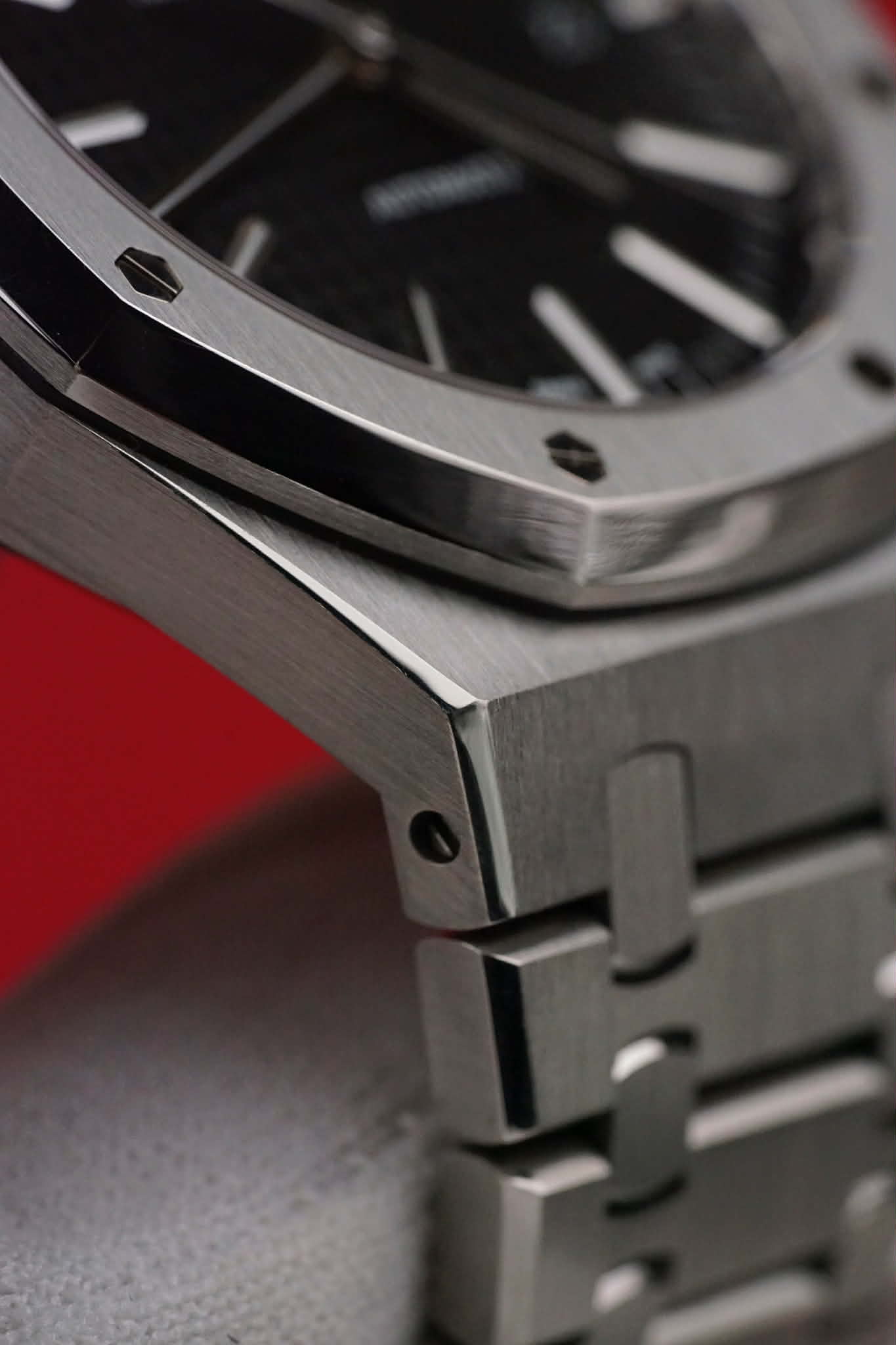 (15400ST) 2016 Audemars Piguet Royal Oak Black Dial 41mm