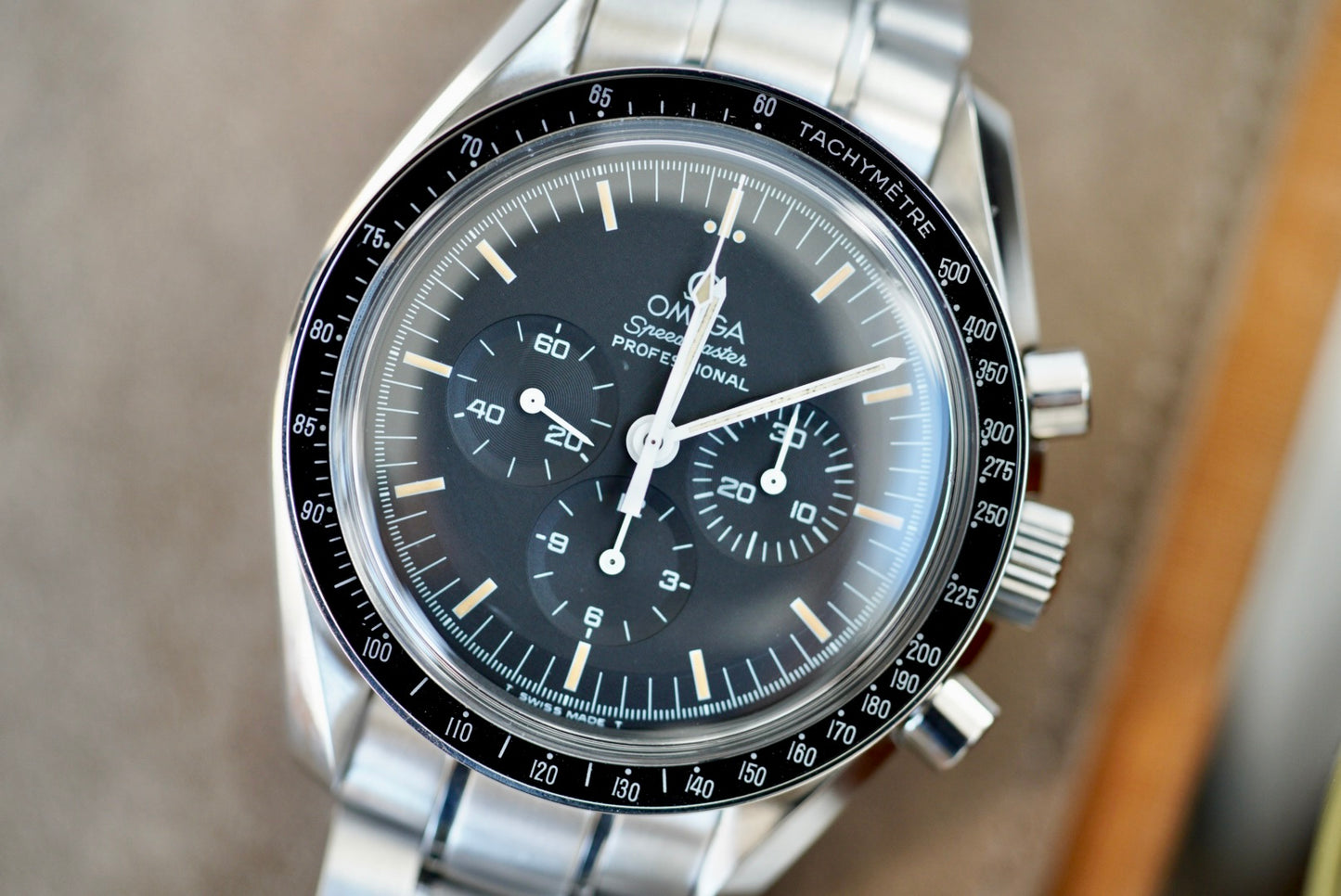 (145 • 0022) Omega Speedmaster Professional “Moonwatch” 42mm