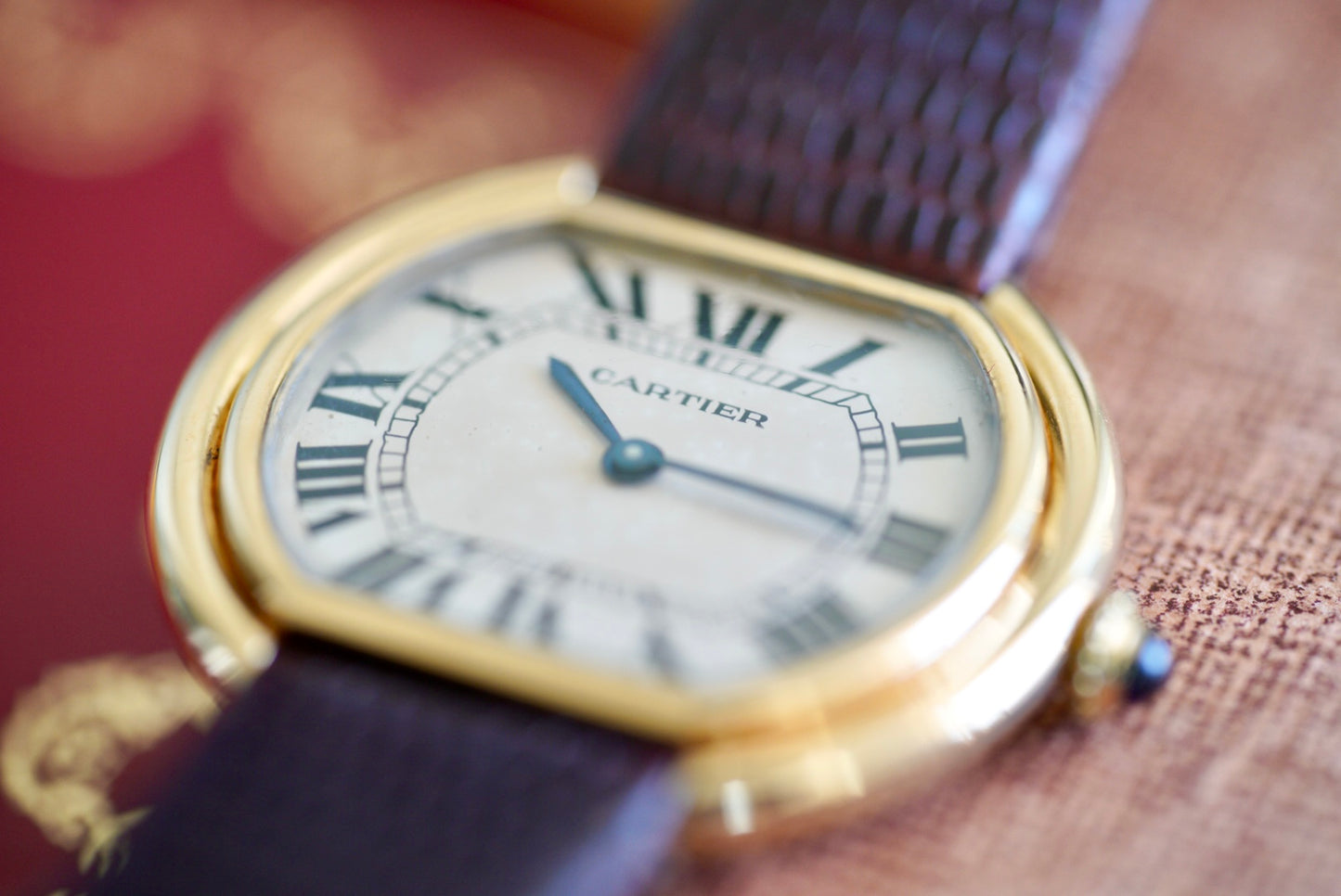 (78091) 1970s Cartier Louis Gondole Ellipse 18k Yellow Gold 29x32mm