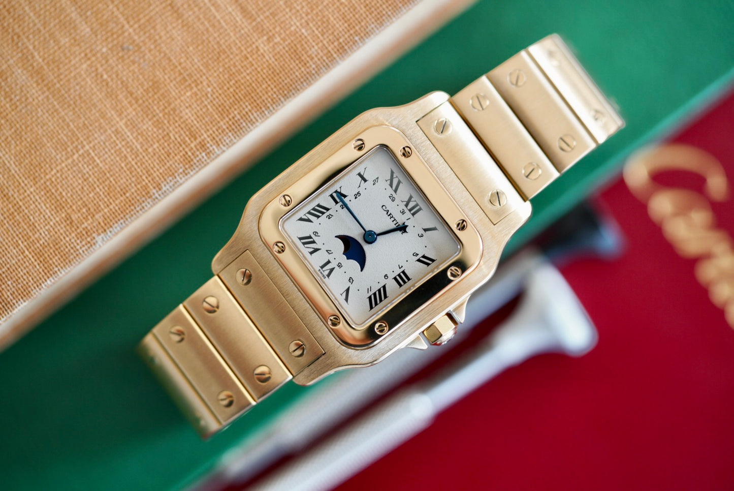 (819904) Cartier Santos Galbée Moonphase 18k Yellow Gold