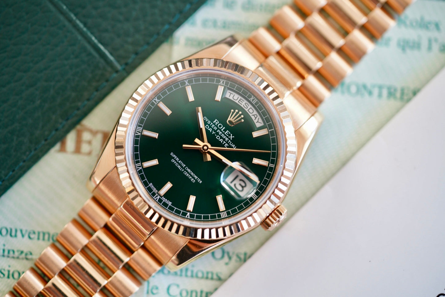 (118238) 2001 Rolex Day-Date Green Dial 36mm 18K Yellow Gold