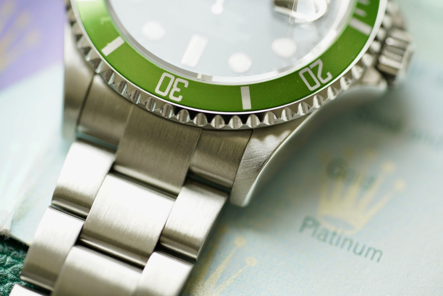 (16610LV) 2004 Rolex Submariner Kermit “Flat 4” 40mm