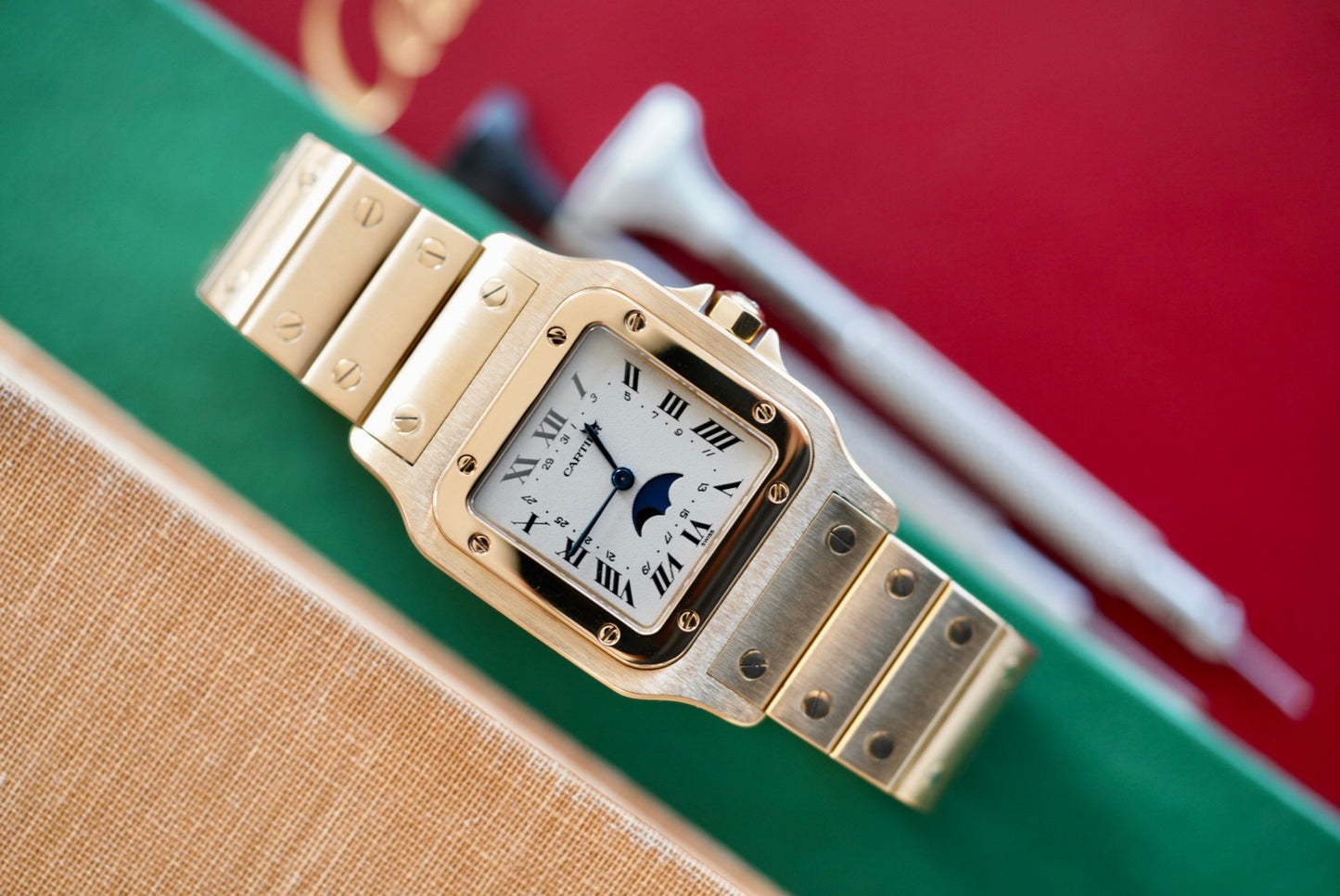 (819904) Cartier Santos Galbée Moonphase 18k Yellow Gold