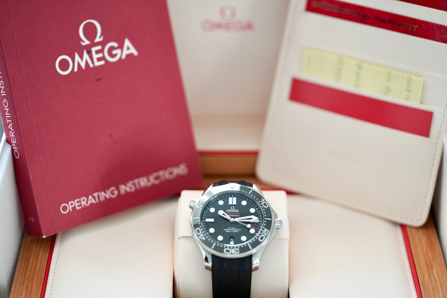 (210.32.42.20.01.001) 2020 Omega Seamaster Diver 300M