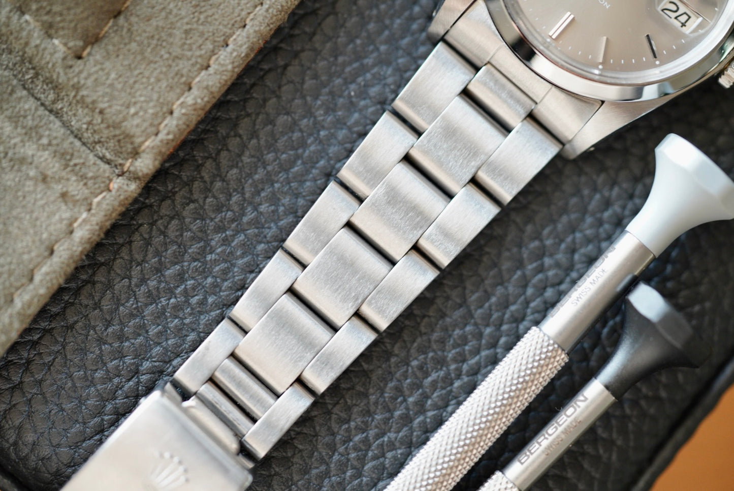 (6694) 1971 Rolex Oysterdate Grey Dial 34mm