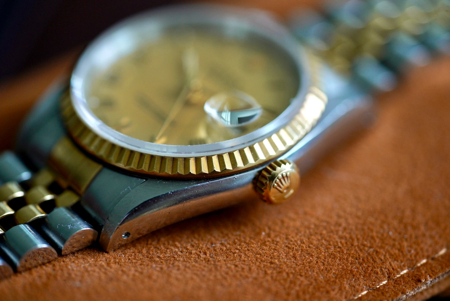 (16233) 1991 Rolex Datejust Champagne Roman Dial 36mm