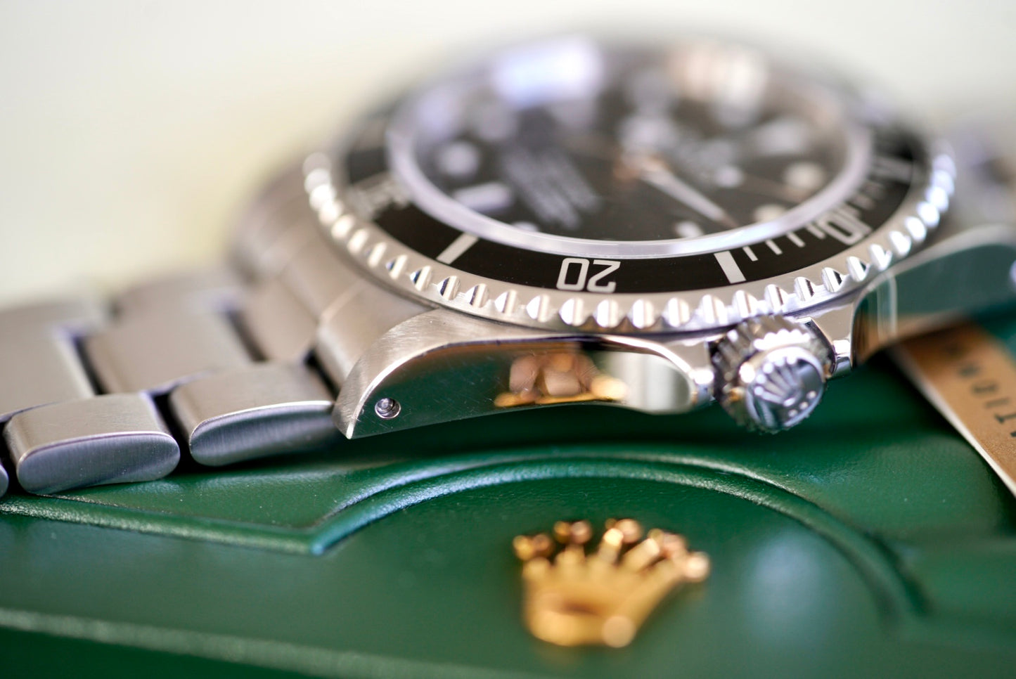 (14060M) 2011 Rolex Submariner 40mm No-Date