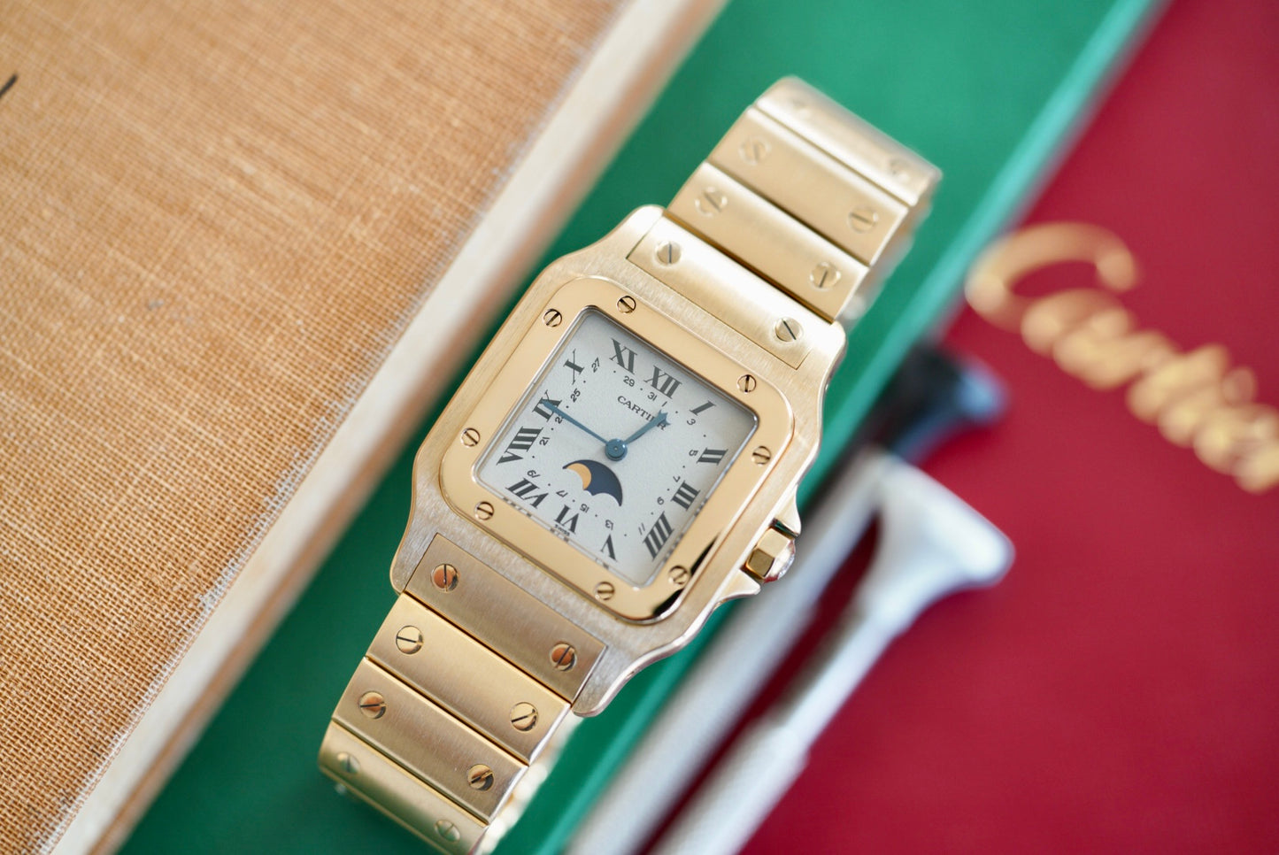 (819904) Cartier Santos Galbée Moonphase 18k Yellow Gold