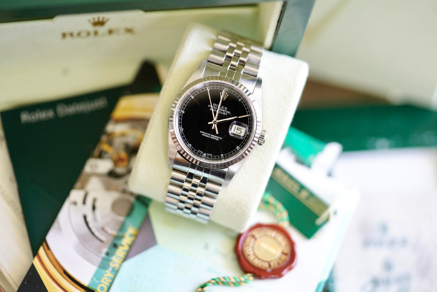 (16234) 2004 Rolex Datejust 36mm Black Dial
