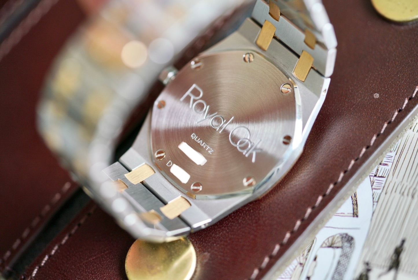 (56303SA) Audemars Piguet Royal Oak 33mm Diamond Champagne Dial Quartz