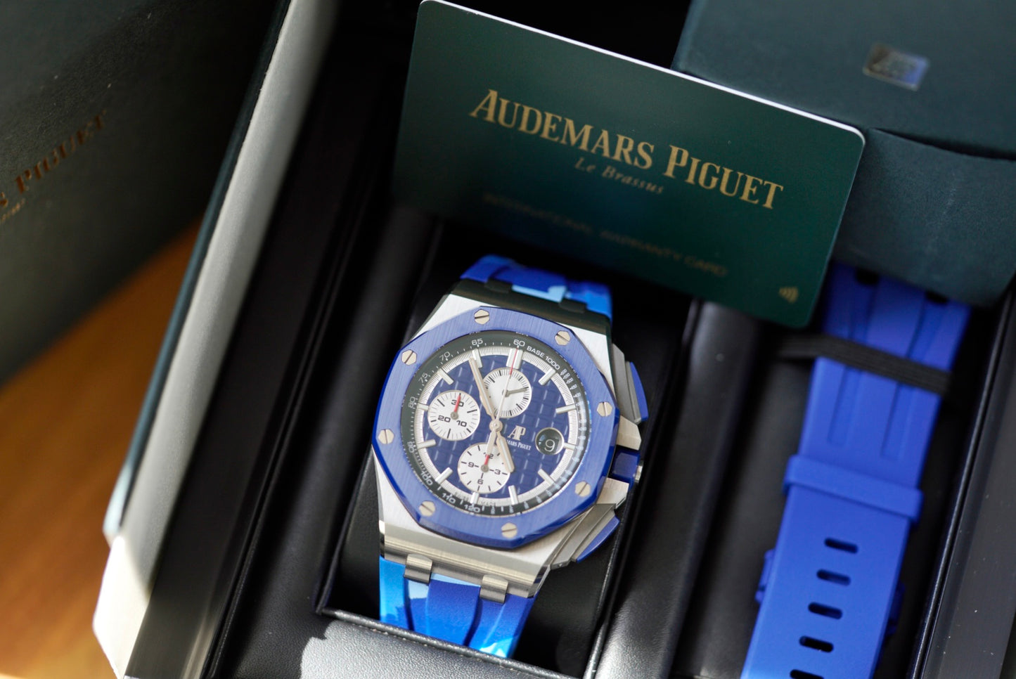 (26400SO.OO.A335CA.01) Audemars Piguet Royal Oak Offshore Chronograph Blue Camo 44mm Limited Edition