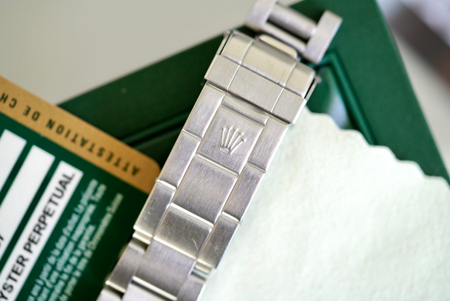 (14060M) 2011 Rolex Submariner 40mm No-Date