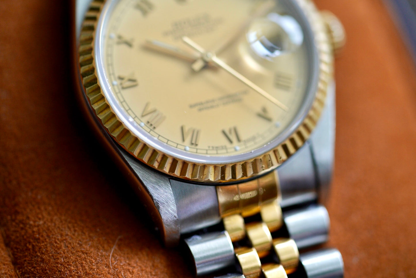 (16233) 1991 Rolex Datejust Champagne Roman Dial 36mm