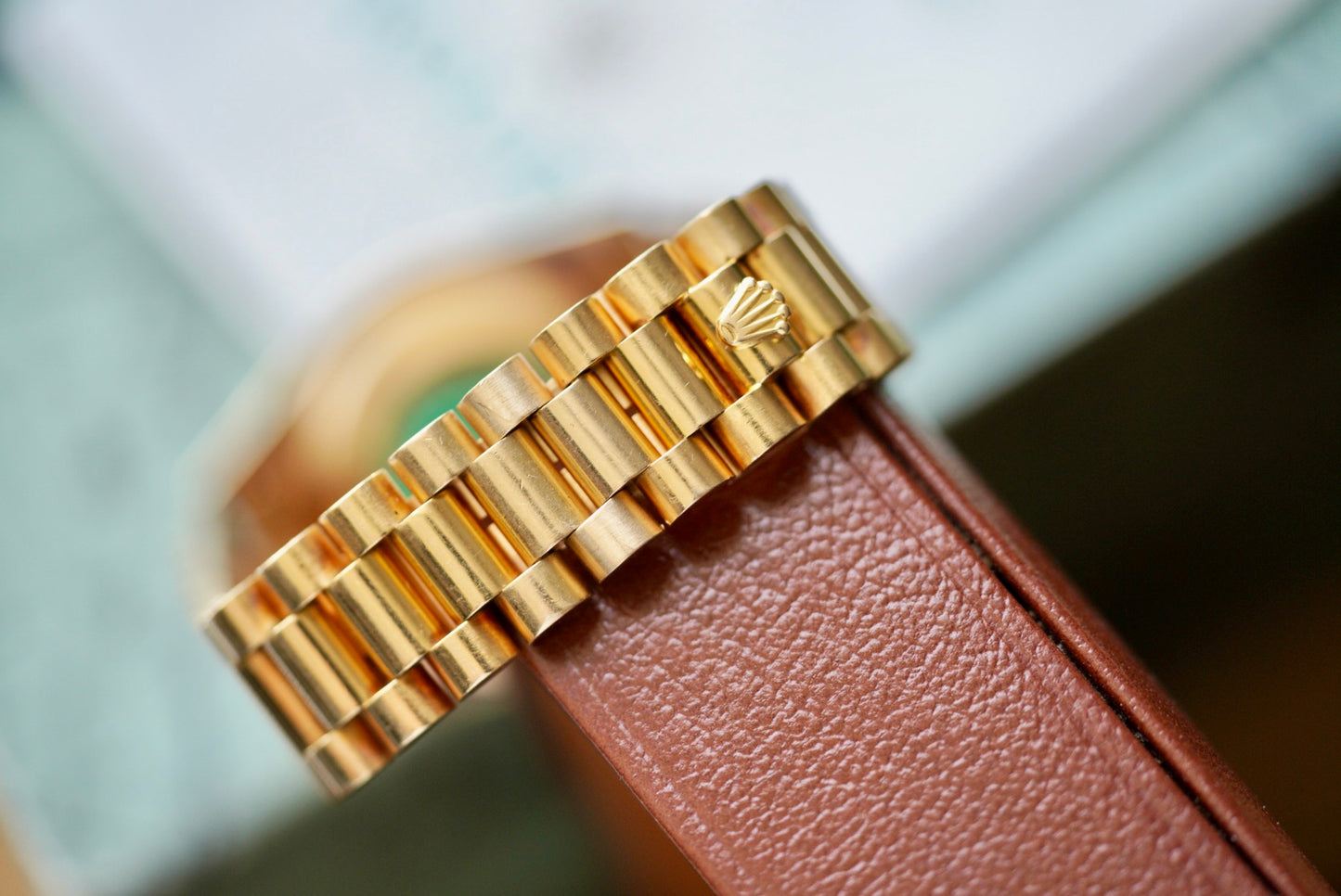 (18238) 1991 Rolex Day-Date “Blue Vignette”