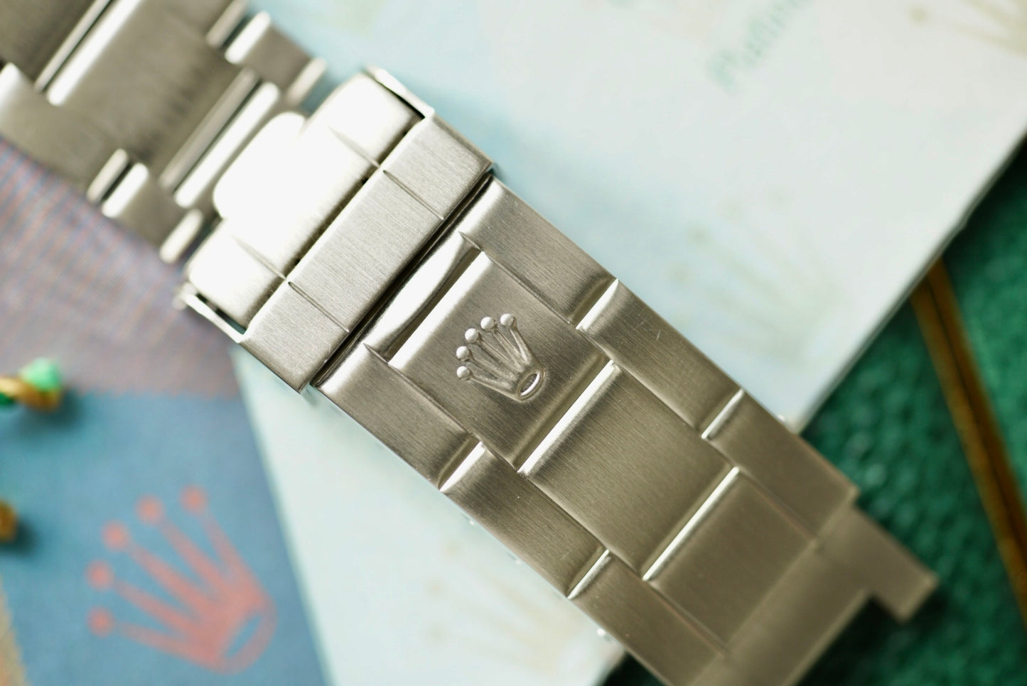 (16610LV) 2004 Rolex Submariner Kermit “Flat 4” 40mm