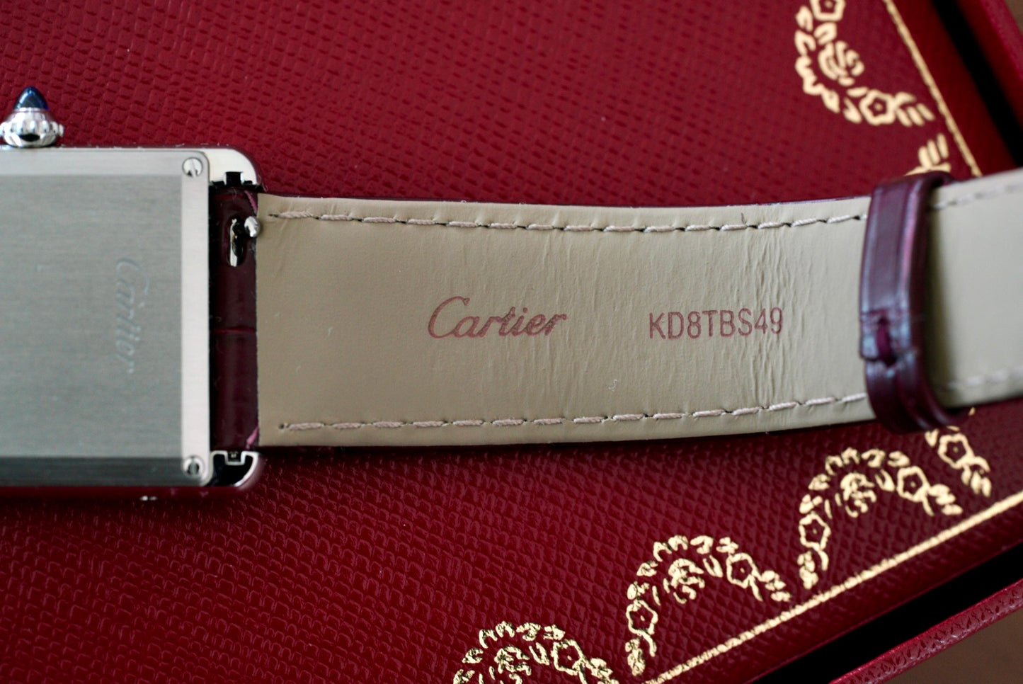 (WSTA0054) 2021 Cartier Tank Must Burgundy Large