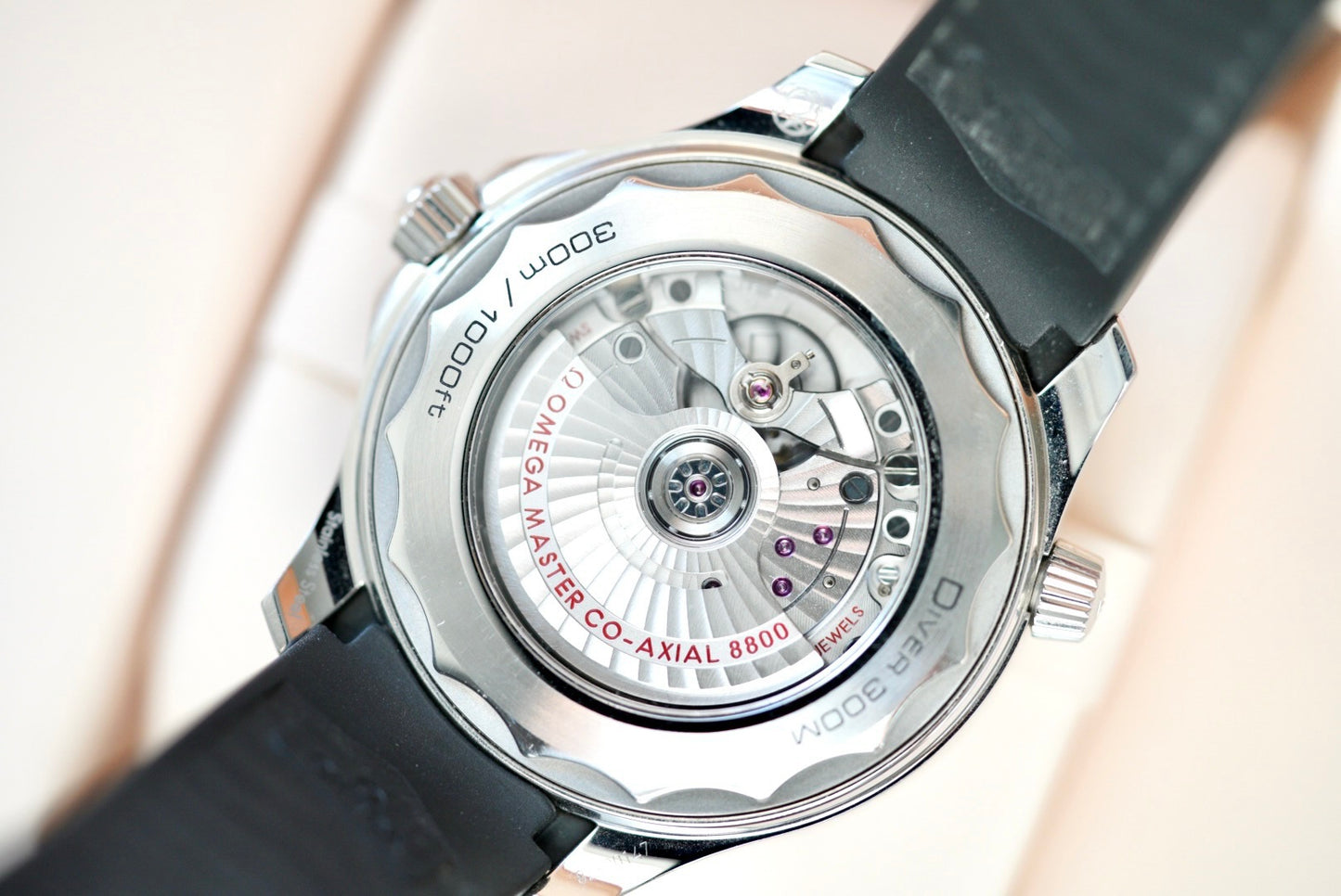 (210.32.42.20.01.001) 2020 Omega Seamaster Diver 300M