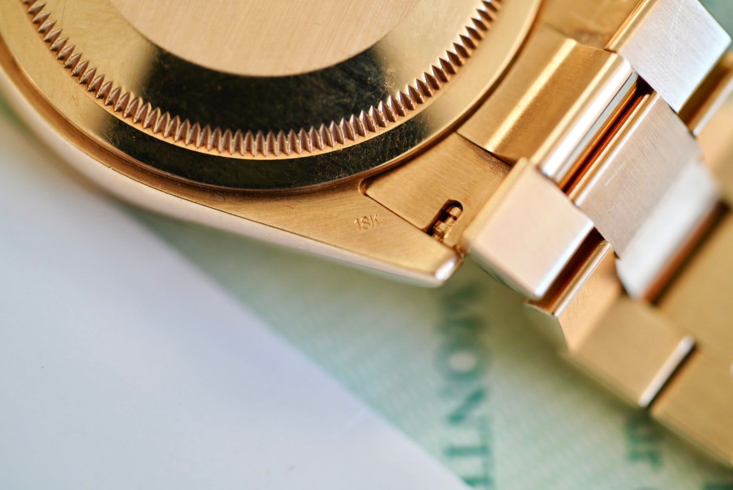 (118238) 2001 Rolex Day-Date Green Dial 36mm 18K Yellow Gold