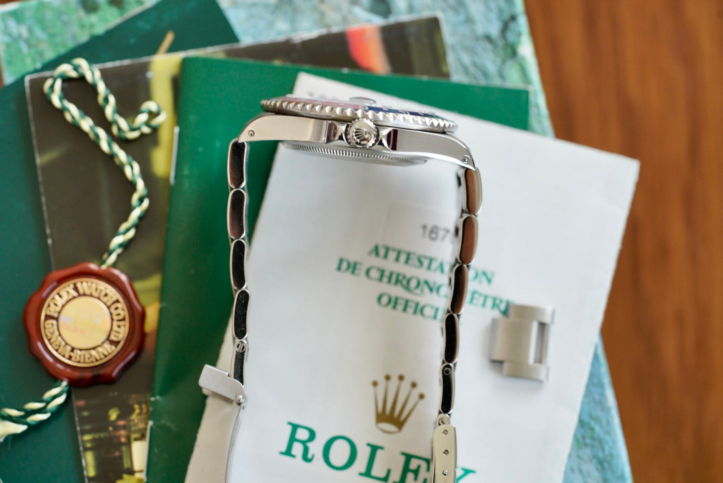 (16700) 1996 Rolex GMT-Master “Pepsi” 40mm
