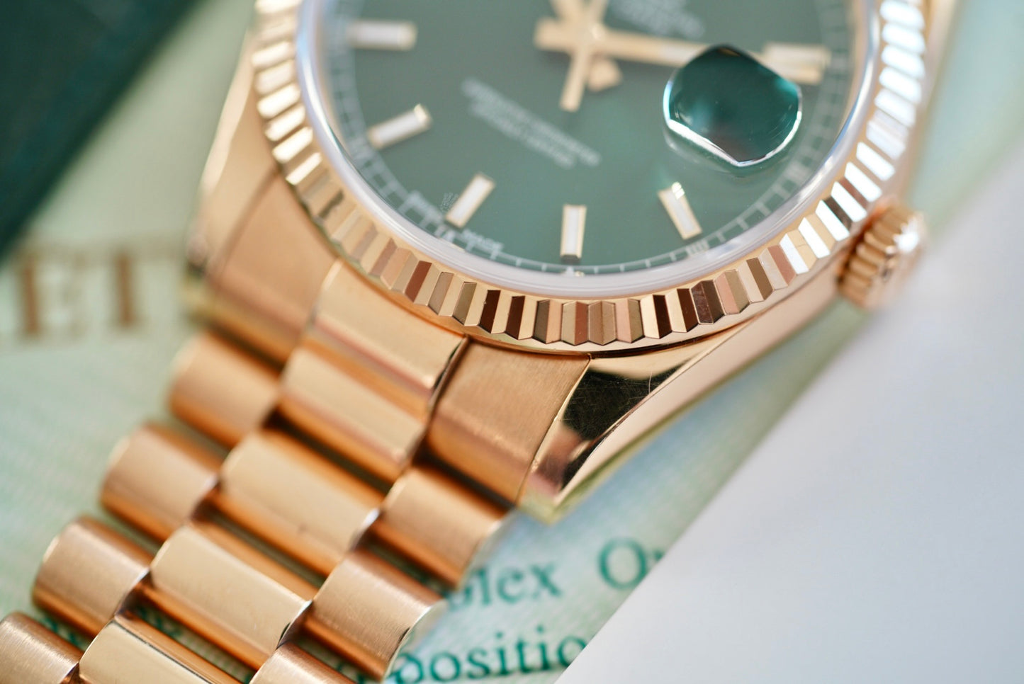 (118238) 2001 Rolex Day-Date Green Dial 36mm 18K Yellow Gold