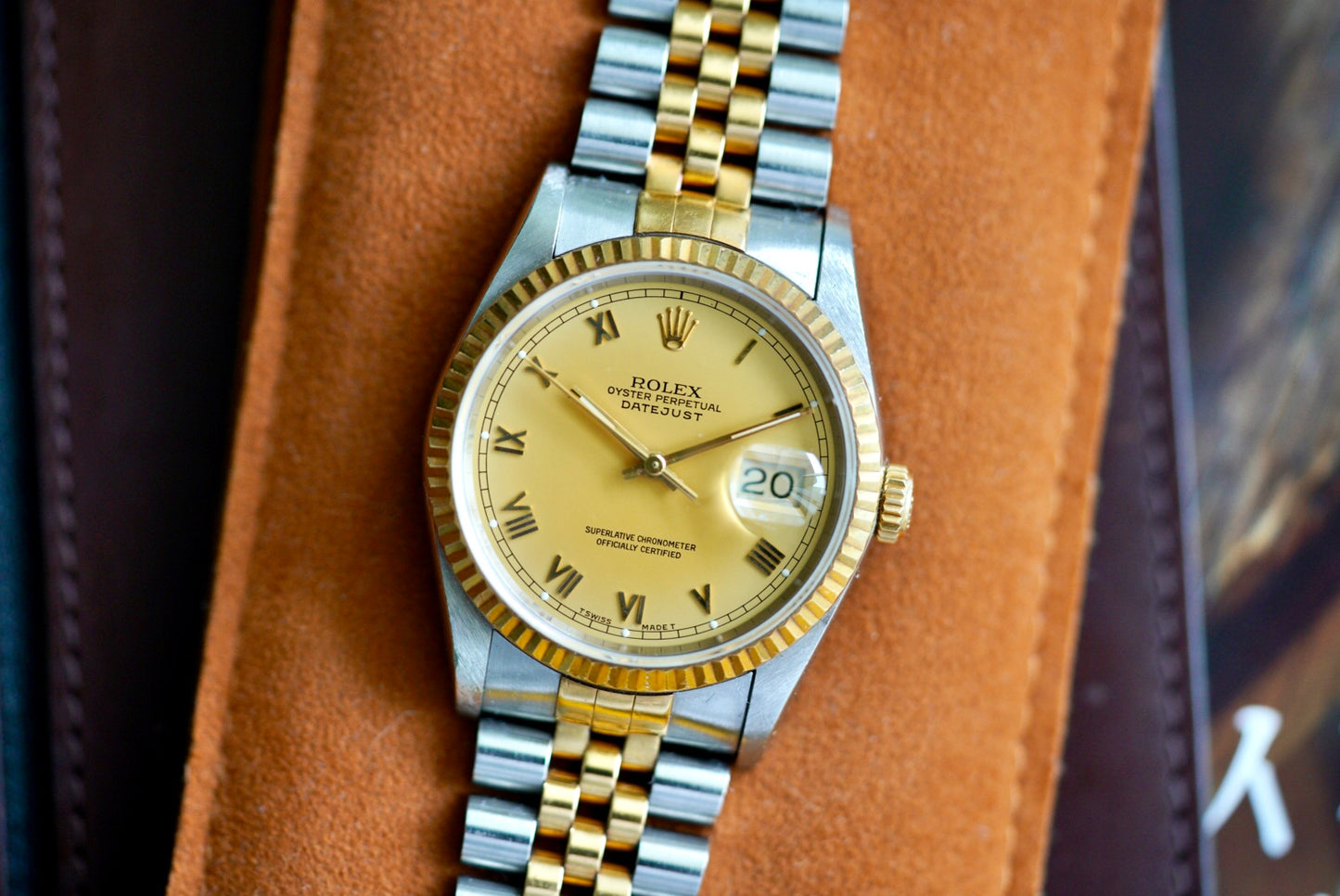 (16233) 1991 Rolex Datejust Champagne Roman Dial 36mm
