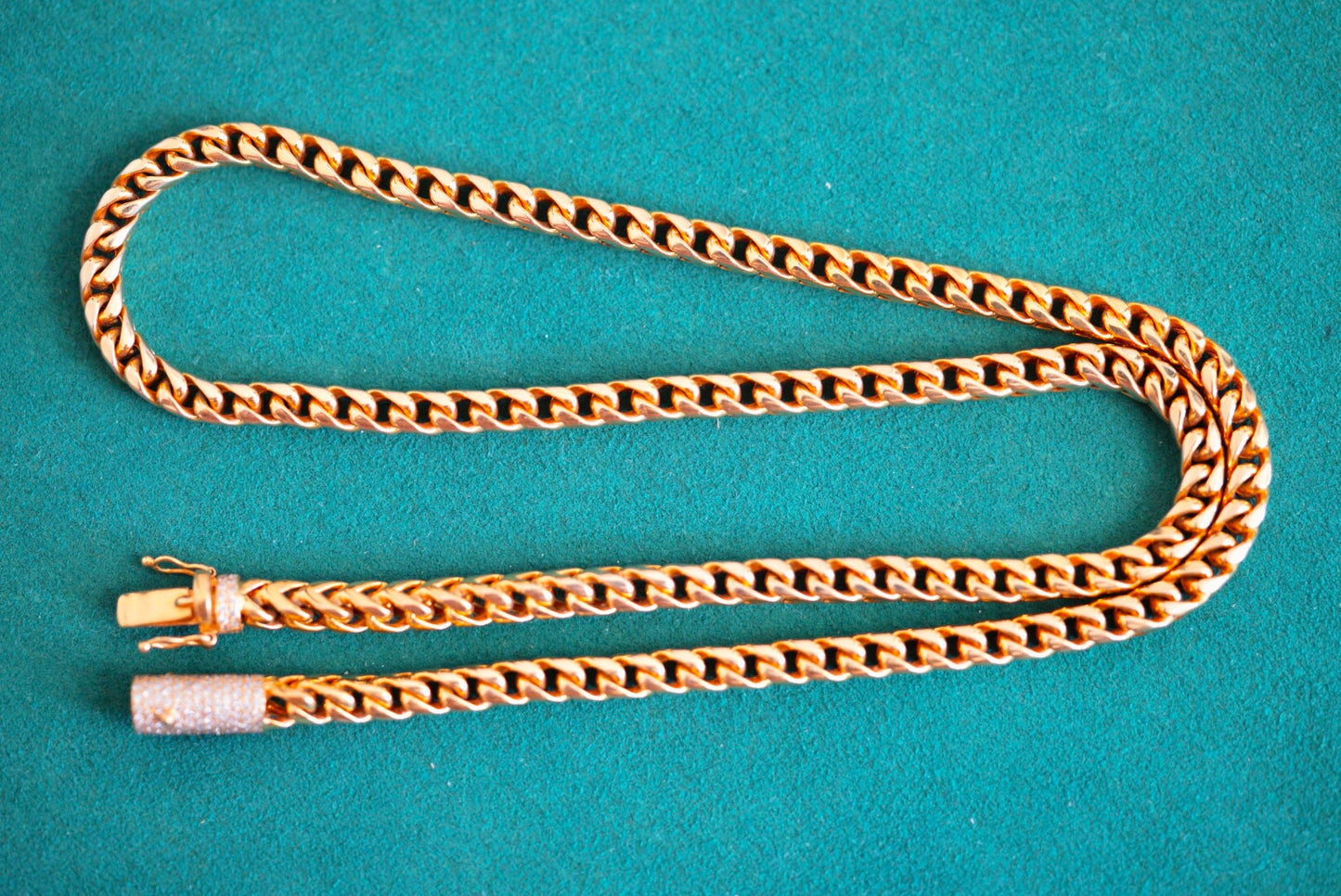14k Gold Wheat (Spiga) Chain with Diamond Pavé Barrel Clasp