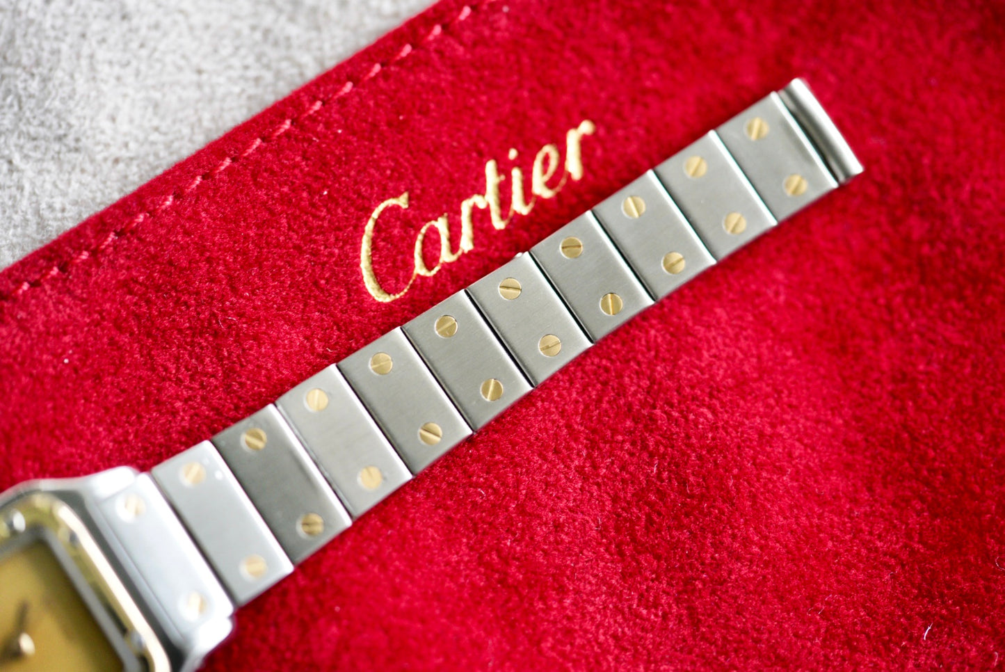 (0902) Cartier Santos Carrée 24mm ‘Golden Ghost’ Dial