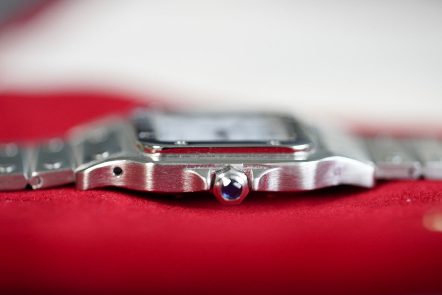 (2960) Cartier Santos Carrée White Dial Automatic 29x41mm